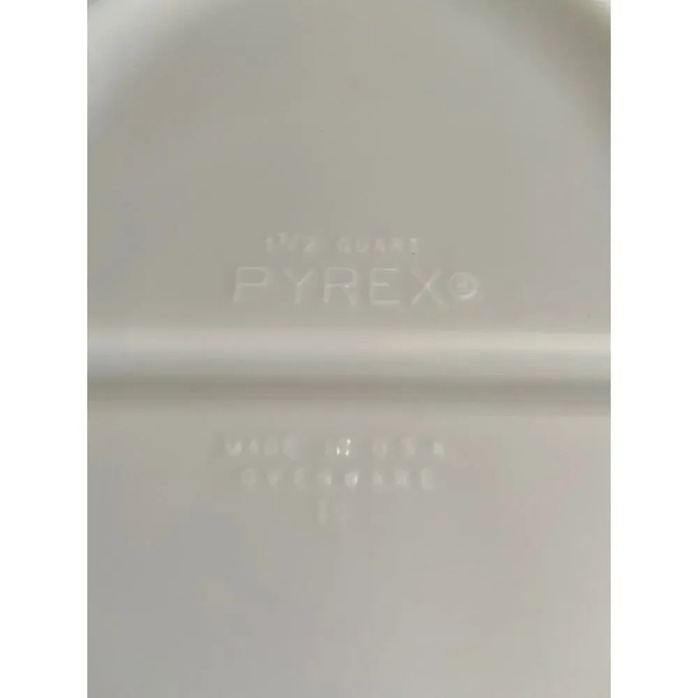 Vintage PYREX Blue 1.5qt Casserole Dish w/Divider
